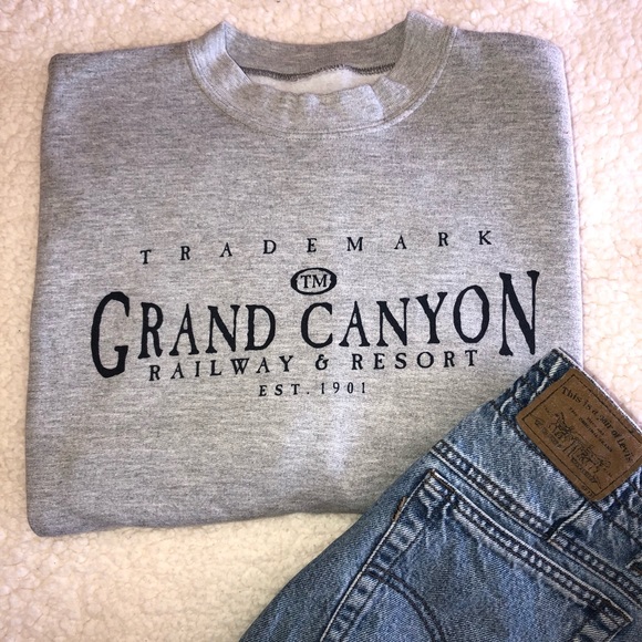 Brandy Melville Tops - 🎉 Vintage Grand Canyon Sweatshirt